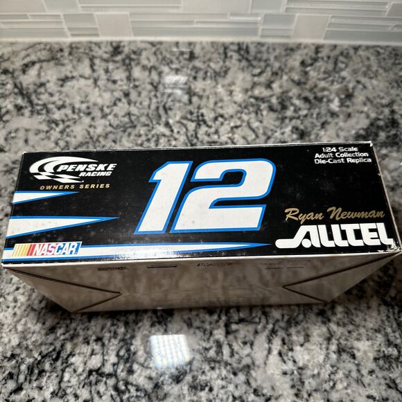 RYAN NEWMAN 2006 DODGE CHARGER ALLTEL DIECAST, 1/24 - Shelf Display - Signed - Picture 11 of 14